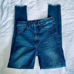 ABERCROMBIE&FITCH Ultra HighRise Skinny Jeans